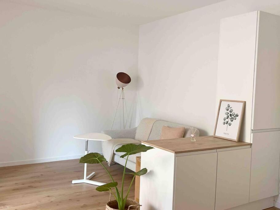 Appartement Calme Et Lumineux De 2,5 Pces Proche Lausanne Ecublens  Kültér fotó